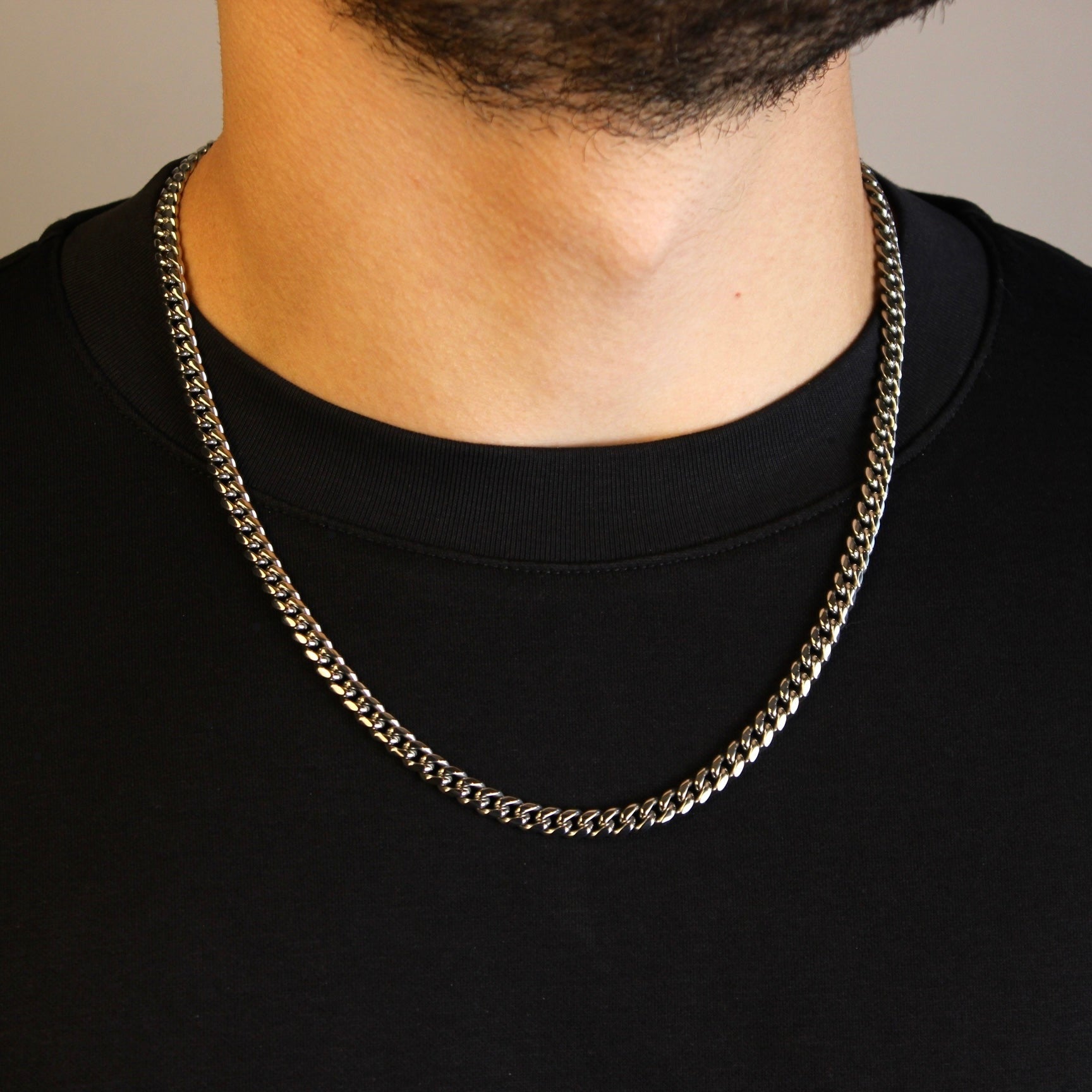 This is an  close-up shot of our 6mm cuban link chain being styled