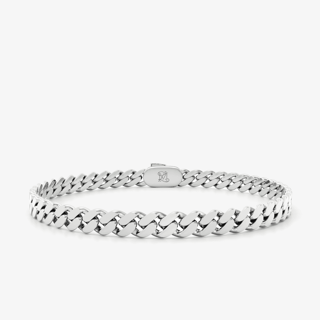 This is a front-on product shot of our 6mm cuban link chain bracelet, displayed on a white background with a front view of the necklace clasp